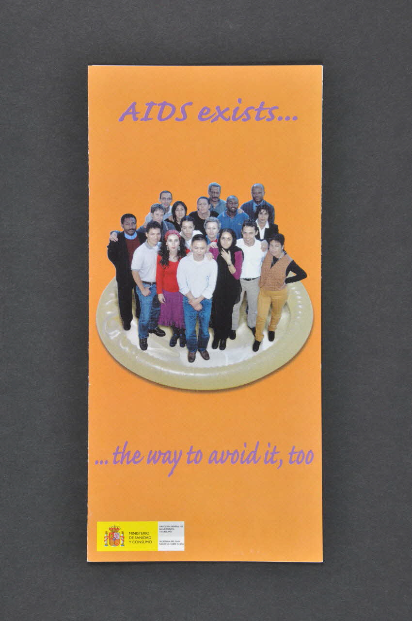 Espagne. Ministerio de sanidad y consumo Dépliant "Aids exists... the way to avoid it, too" (Le sida existe ...  les moyens de l'éviter aussi) Espagne 2003 2003.102.37 Photo Mucem