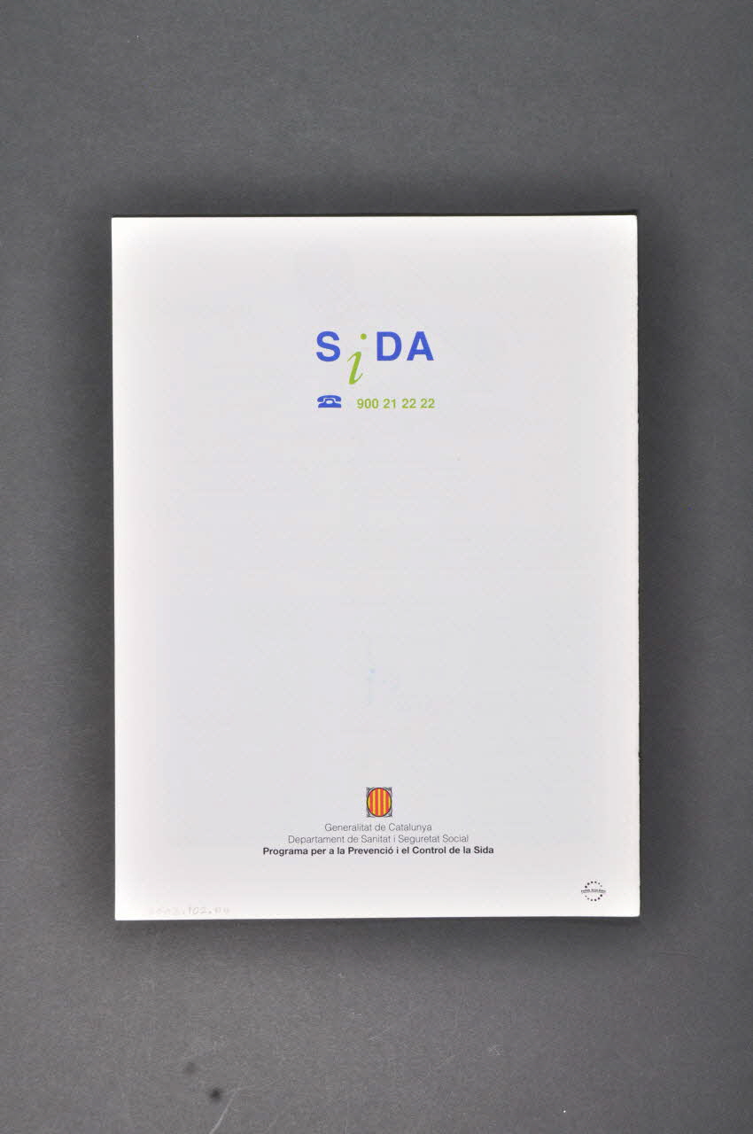 Generalitat De Catalunya, Departament de Sanitat i Assistència Social BROCHURE "Per un futur sense SIDA. No te'n desentenguis / Informa-te'n" (Pour un futur sans sida . Ne t'en désintéresse pas. Informe toi) Espagne 1994 2003.102.4 Photo Mucem