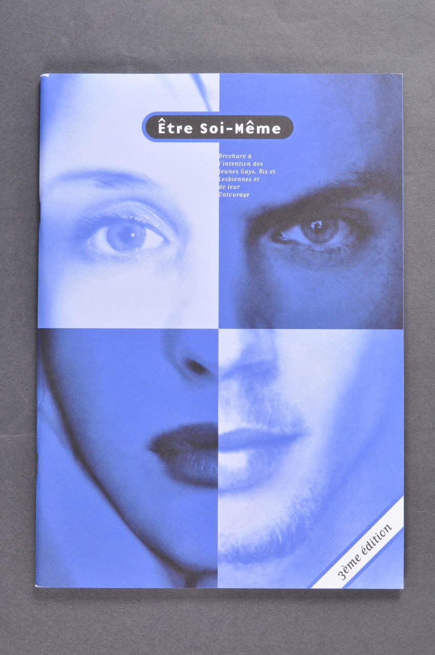 Aide Suisse Contre Le Sida (Ass) BROCHURE "Etre soi-même. Brochure à l'intention des jeunes gays, bis et lesbiennes et de leur entourage" Lorraine, France 2002 2004.119.127 Photo Mucem