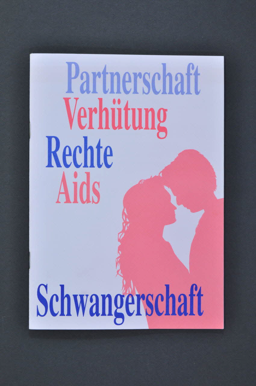 Planes (Fondation Susse Pour La Santé Sexuelle Et BROCHURE "Partnerschaft, Verhütung, Rechte, AIDS, Schwangerschaft" (Couple, Contraception, Sida, Droits, Grossesse) Lorraine, France 2003 2004.119.14 Photo Mucem