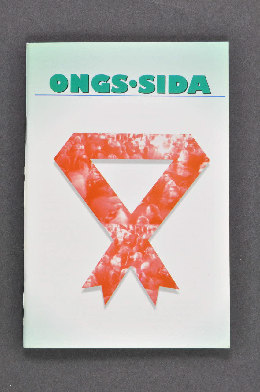 Generalitat De Catalunya, Departament de Sanitat i Assistència Social BROCHURE "ONGS Sida" Espagne 2003 2003.102.71 Photo Mucem