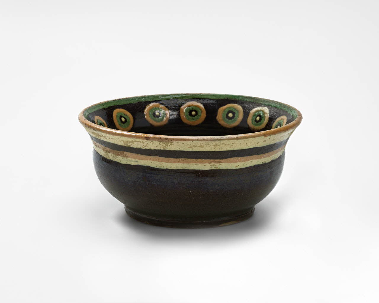 Geneviève de Cissey saladier Rhône-Alpes, France 1960-1990 2024.17.10 Photo Mucem / Marianne Kuhn