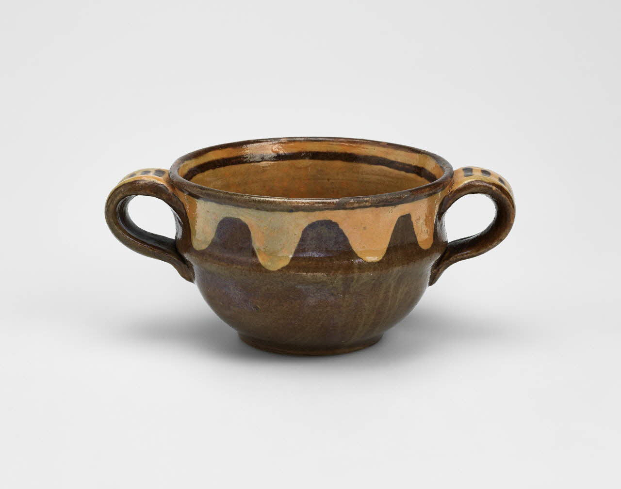 Geneviève de Cissey coupe Rhône-Alpes, France 1960-1990 2024.17.7 Photo Mucem / Marianne Kuhn