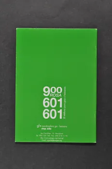 BROCHURE "Guia de recursos para personas con VIH / Sida" (Guide de ressources pour les personnes vivant avec le VIH/sida) 2003.102.9 Photo Mucem