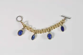 Soeurs de la Perpétuelle Indulgence - San Francisco bracelet Bracelet fantaisie faisant partie d'une tenue de soeur de la perpétuelle indulgence France 1993 2003.103.16 Photo Mucem