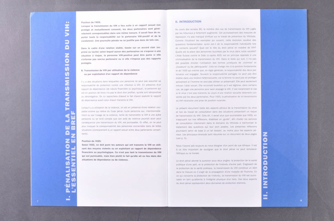 Aide Suisse Contre Le Sida (Ass) BROCHURE "Pénalisation de la transmission du VIH. Prise de position" (en français) Lorraine, France 2002/10 2004.119.168 Photo Mucem