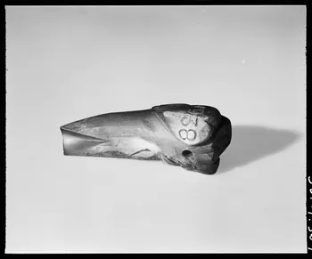 photographie Fendoir à osier en os gravé Ph.1992.1.387  Photo