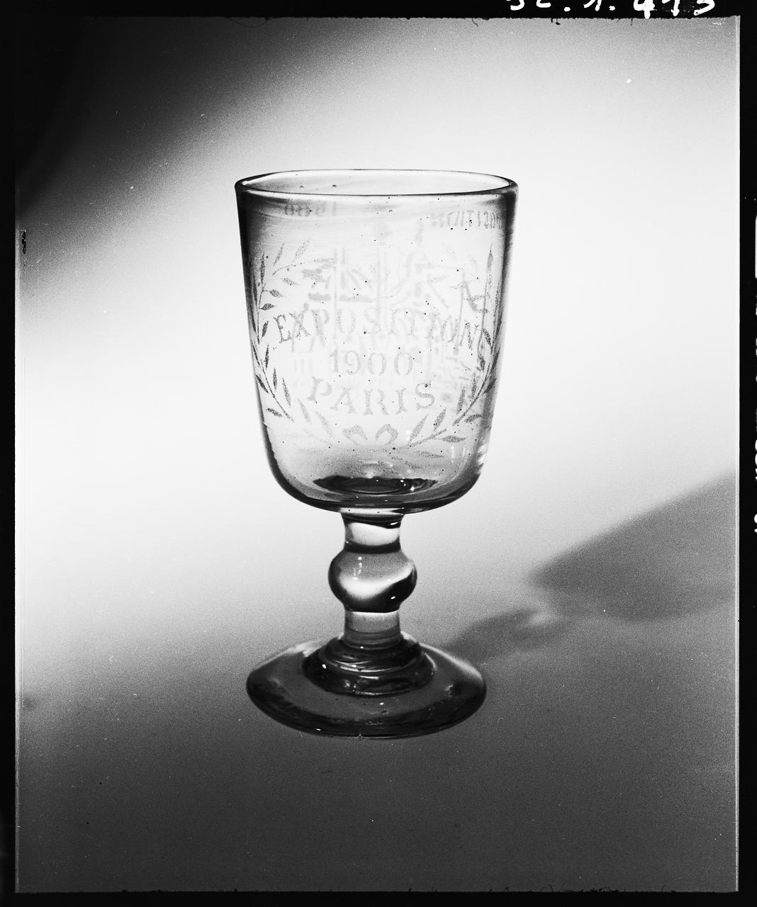 photographie Verre avec inscription. Exposition Universelle de 1900 Ph.1992.1.413  Photo