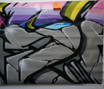 Mser photographie processus de création d'un morceau de toile graffé prélevé d'un tramway Munténie, Roumanie 2022 2024.7.5.1-4  Photo Mucem