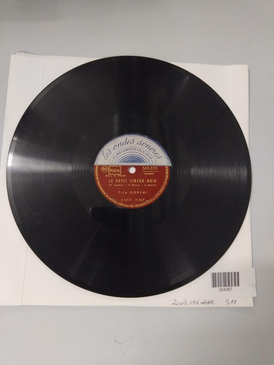 disque 78 tours Le petit cireur noir 2003.196.311 Photo Mucem