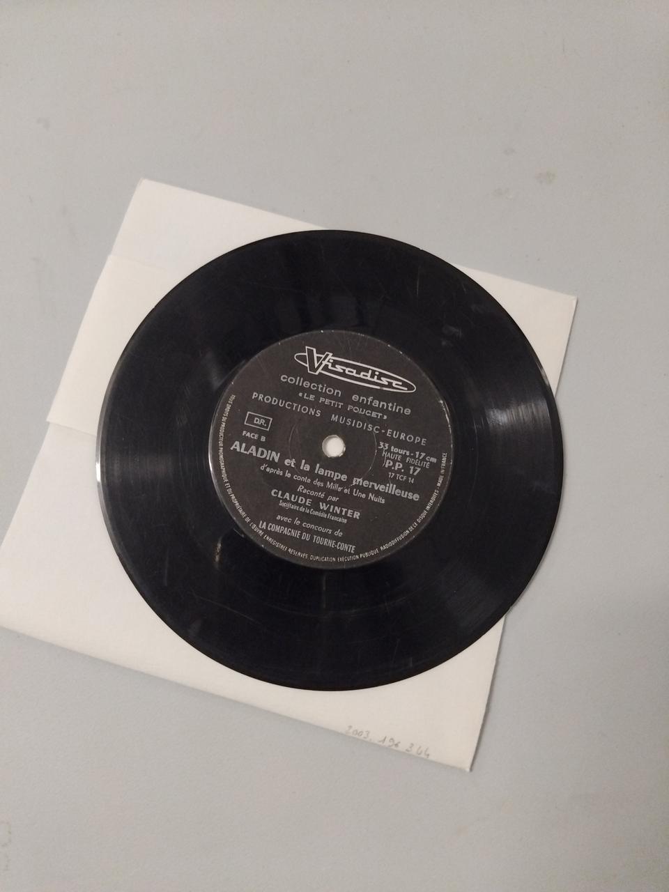 disque 33 tours Aladin et la lampe merveilleuse 2003.196.344 Photo Mucem