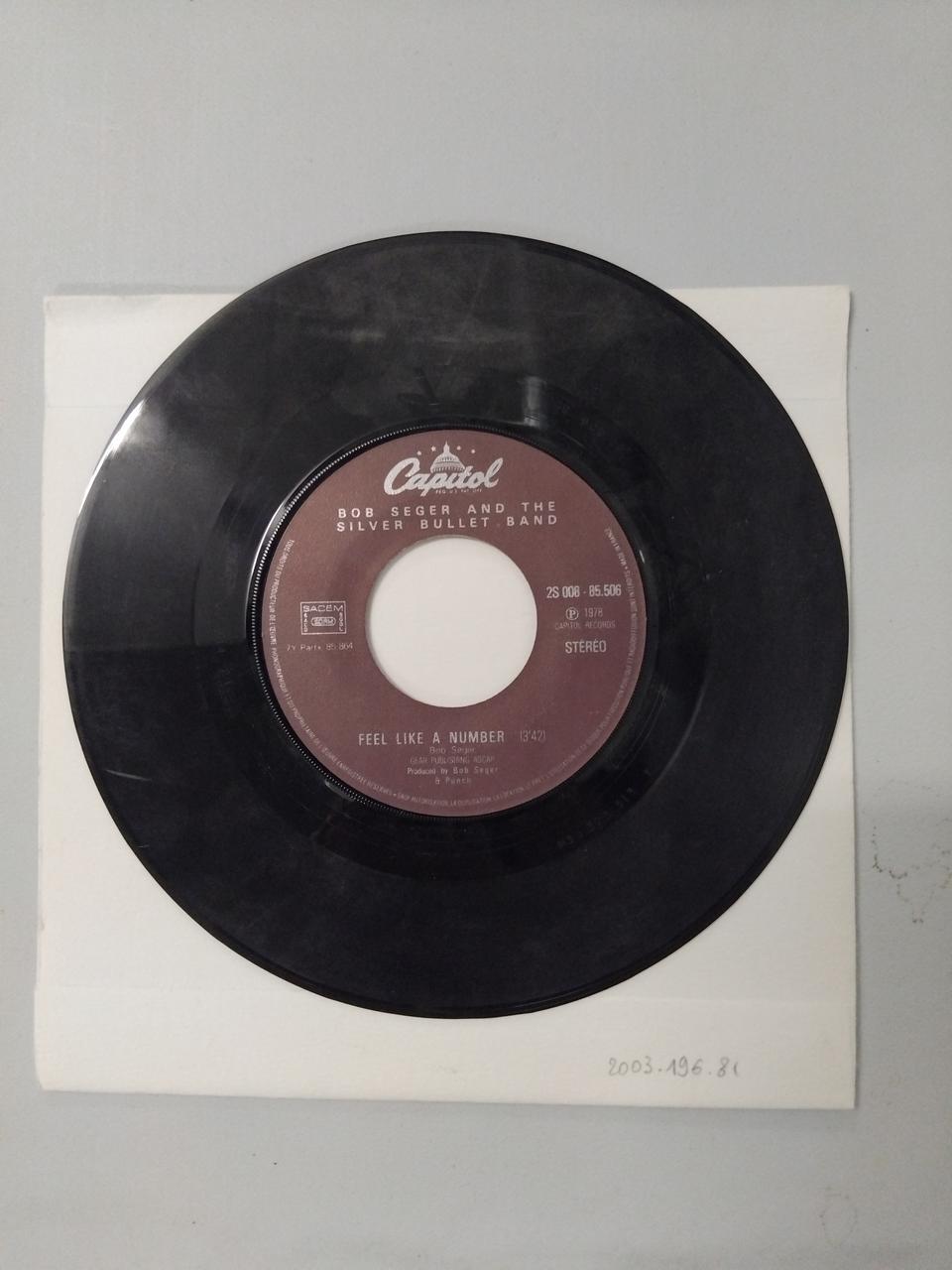 disque 45 tours Feel like a number 2003.196.81 Photo Mucem