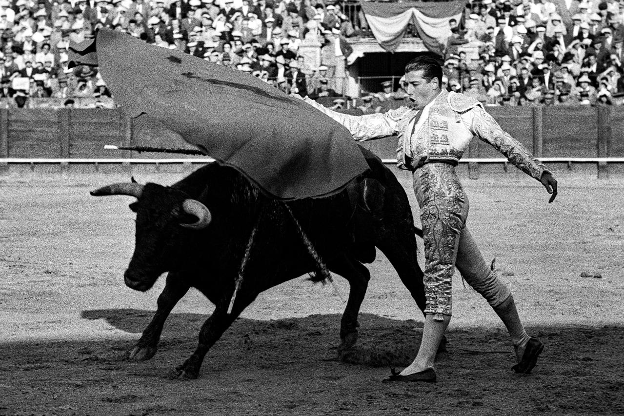 André Martin tirage photographique moderne Le matador Antonio Ordóñez Andalousie, Espagne 1956 2025.1.9 Photo André Martin