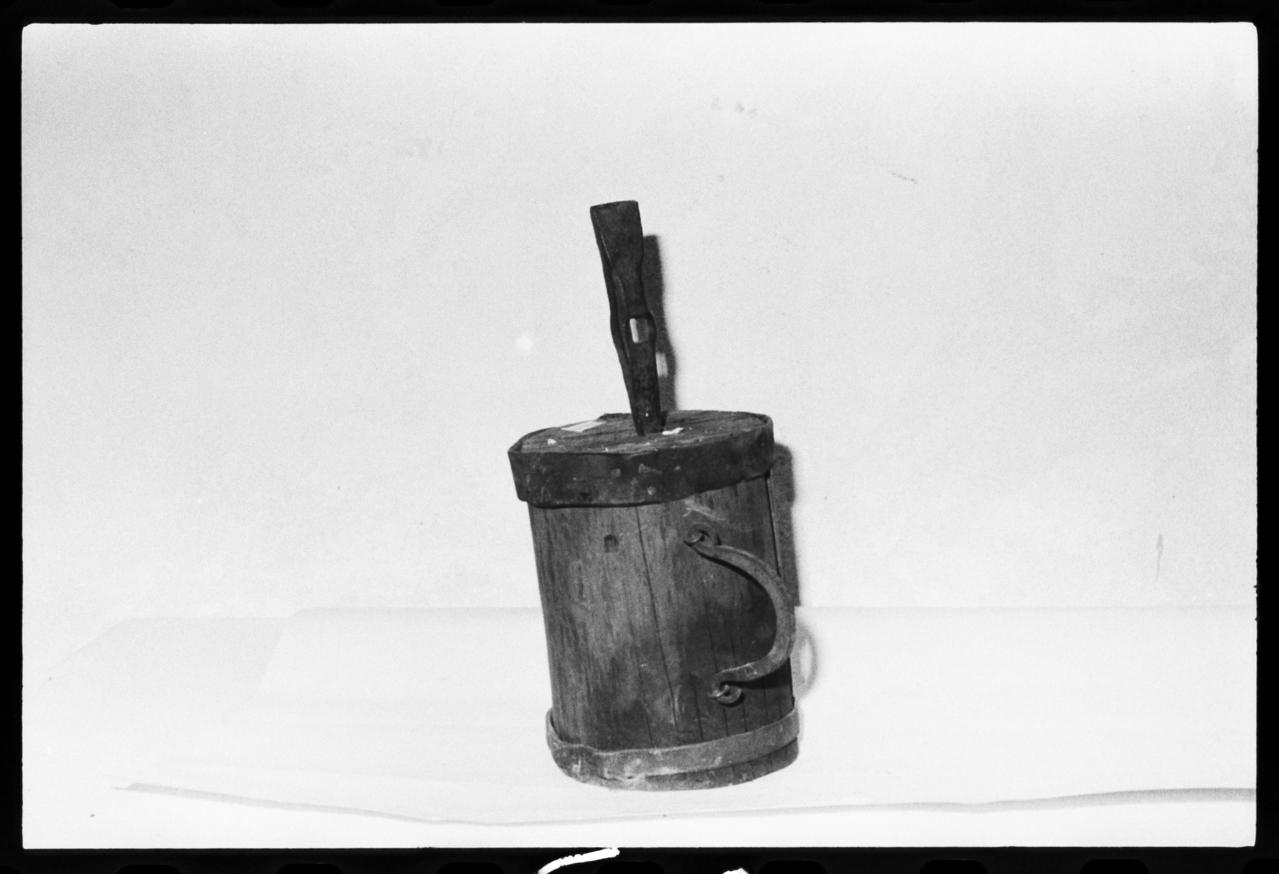 photographie MNATP. Antenne corse. Enclumette, "anudina" (nom local) Ph.1981.1.2058 Photo