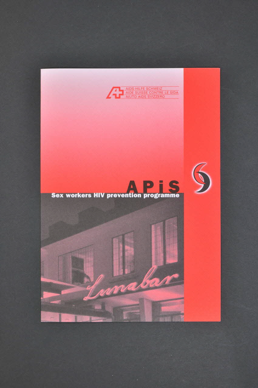 Aide Suisse Contre Le Sida, Apis (AidspräVention Dépliant "APIS. Sex workers HIV prevention programme"  (APIS. Prévention du VIH/sida dans le commerce du sexe) Lorraine, France 2002/11 2004.119.56 Photo Mucem