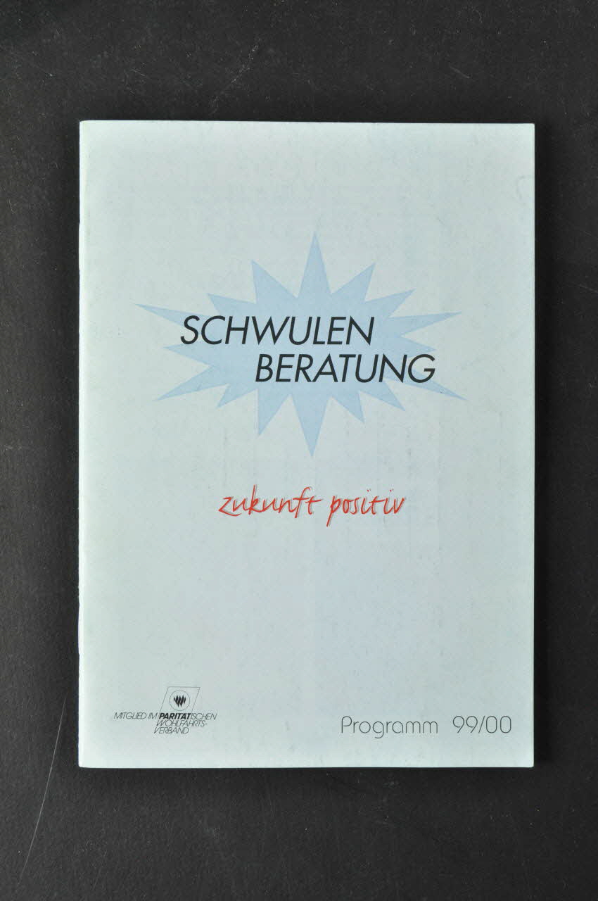 Schwulen Beratung Et Zukunft Positiv, Berlin BROCHURE "Schwulen Beratung. / Zukunft positiv. Programm 99/00" Allemagne 1999 2003.107.23 Photo Mucem
