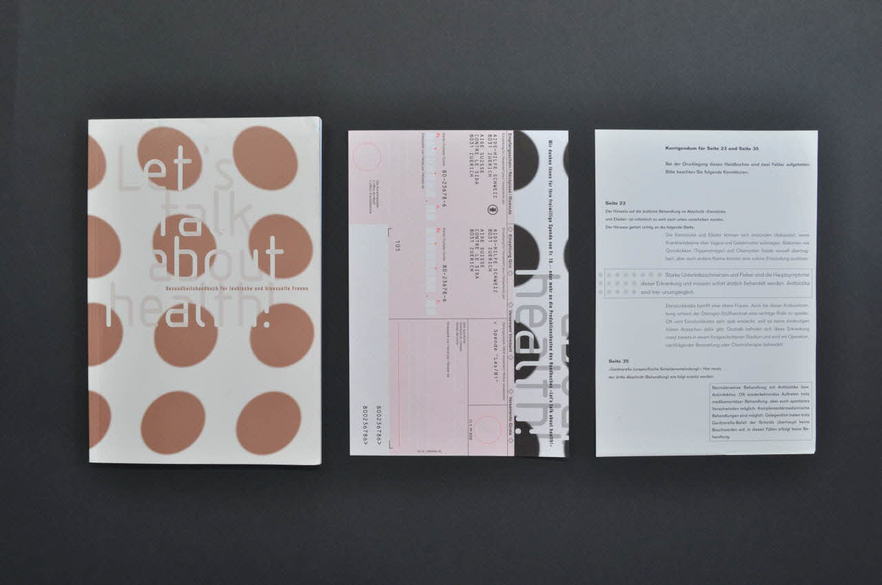 Aide Suisse Contre Le Sida (Ass) BROCHURE "Let's talk about health !. Gesundheitshandbuch für lesbische und bisexuelle Frauen"  (La santé ? Parlons-en !. Manuel de santé pour les femmes lesbiennes et bisexuelles) Lorraine, France 1999/3 2004.119.62.1-3 Photo Mucem