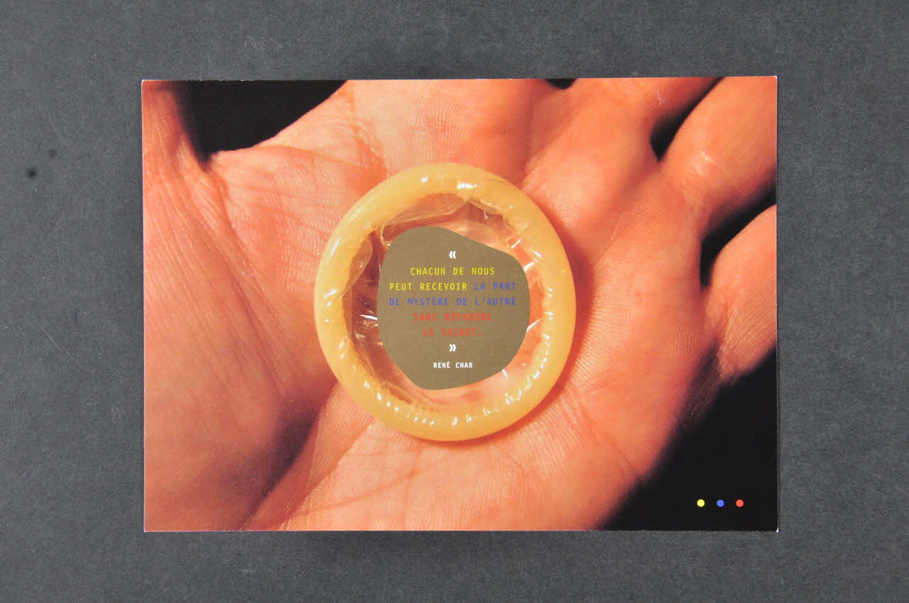 C.R.I.P.S Ile de France carte postale "Chacun de nous peut recevoir la part de mystère de l'autre sans répandre le secret" René Char France 2002 2005.117.22 Photo Mucem