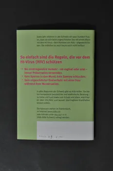 Aide Suisse Contre Le Sida (Ass) BROCHURE "Liebe, Lust & Schutz. Was Frauen ûber HIV/Aids und andere sexuell übertragbare Krankheiten wissen sollten" (Amour, plaisir et protection. Ce que les femmes doivent savoir sur le VIH/sida et sur les maladies sexuellement transmissibles). Lorraine, France 2004 2004.119.8 Photo Mucem