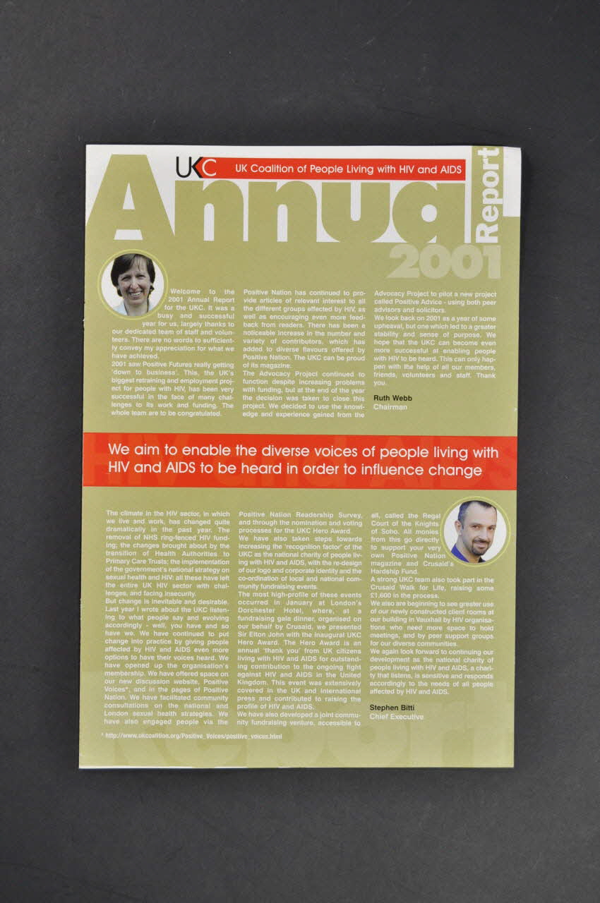 UK Coalition Of People Living With Hiv/Aids Dépliant UKC Annual report 2001" Grande Bretagne 2001 2003.108.15 Photo Mucem