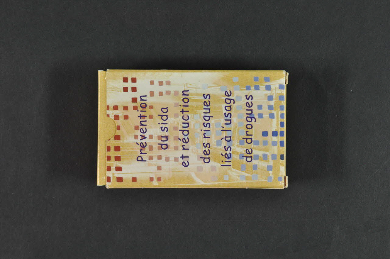 Modus Vivendi jeu de cartes "Prévention du sida et réduction des risques liés à l'usage des drogues" Belgique 2003 2004.120.39.1-55 Photo Mucem
