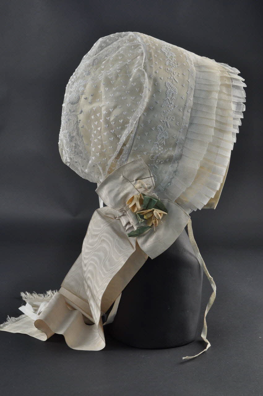 coiffe de mariée 1953.39.30.1-3 Photo Mucem