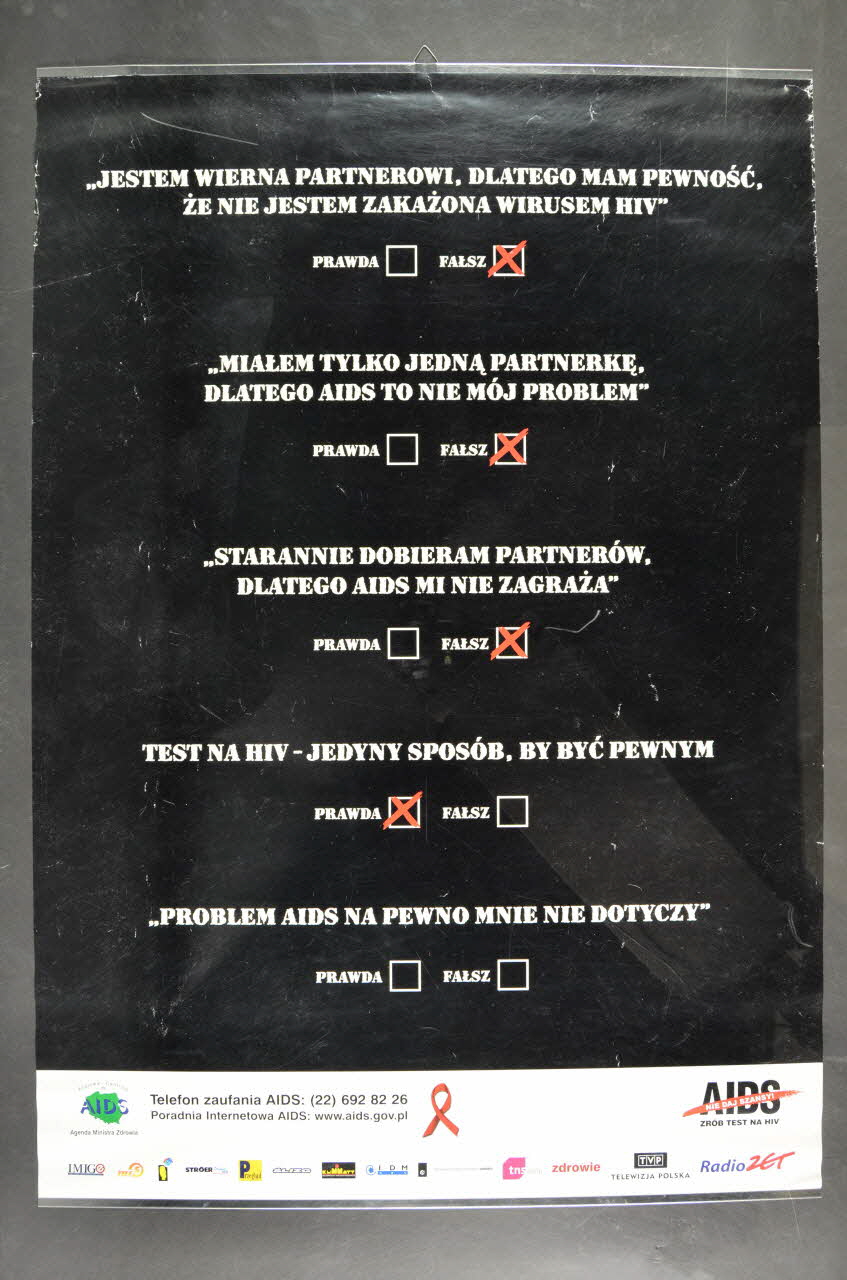 Krajowe Centrum Ds Aids (The National Aids Center) affiche "Prawda /false" (Vrai faux) Pologne 2004 2005.120.1 Photo Mucem