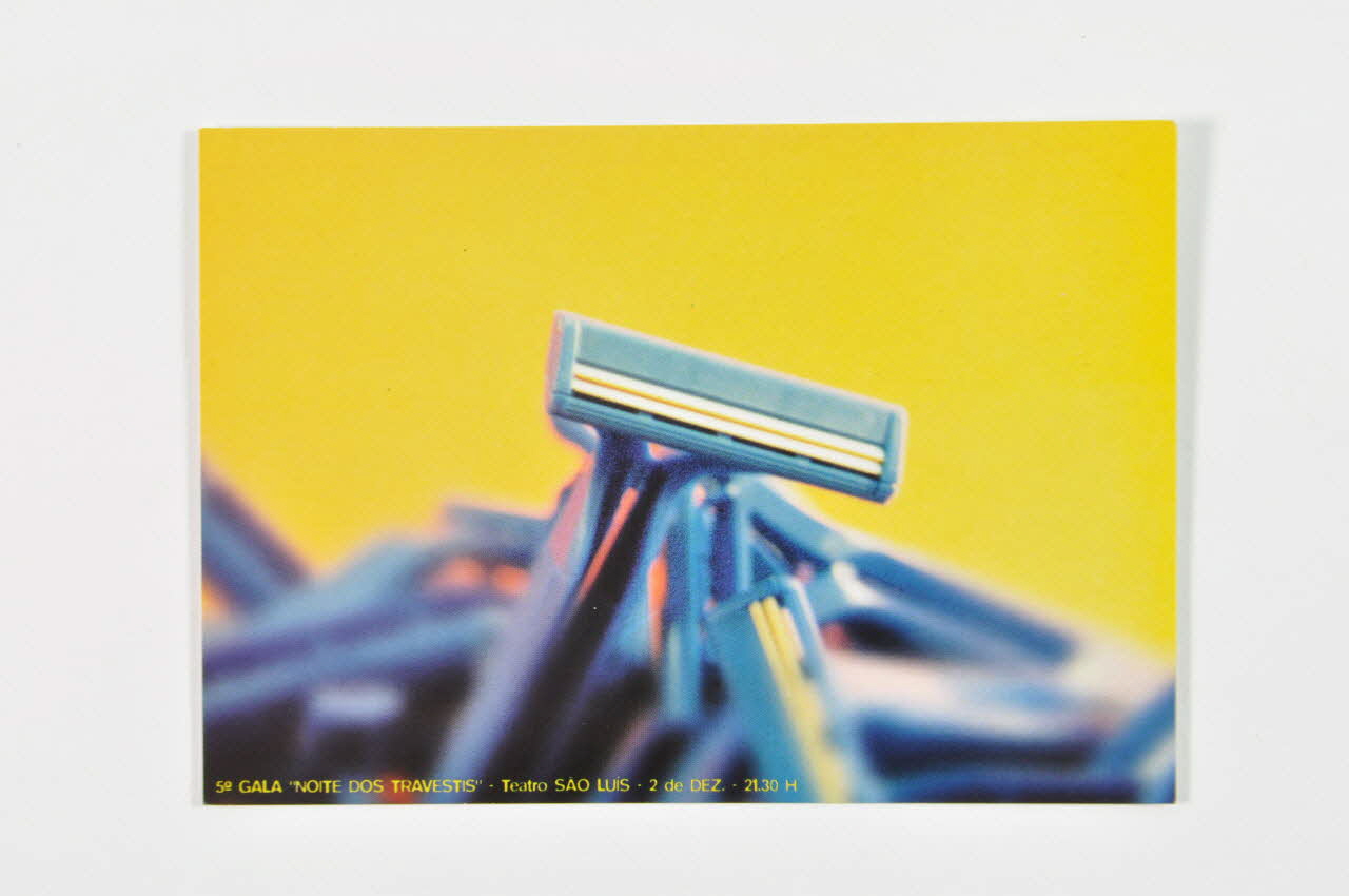 Abraço carte postale 5° Gala dos travestis" (rasoir?) Portugal 1997 2003.109.132 Photo Mucem