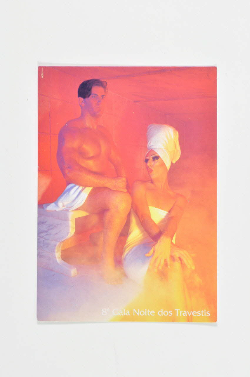 Abraço carte postale 8° Gala : Noite dos travestis"  (Nuit des travestis) Portugal 2000 2003.109.166 Photo Mucem