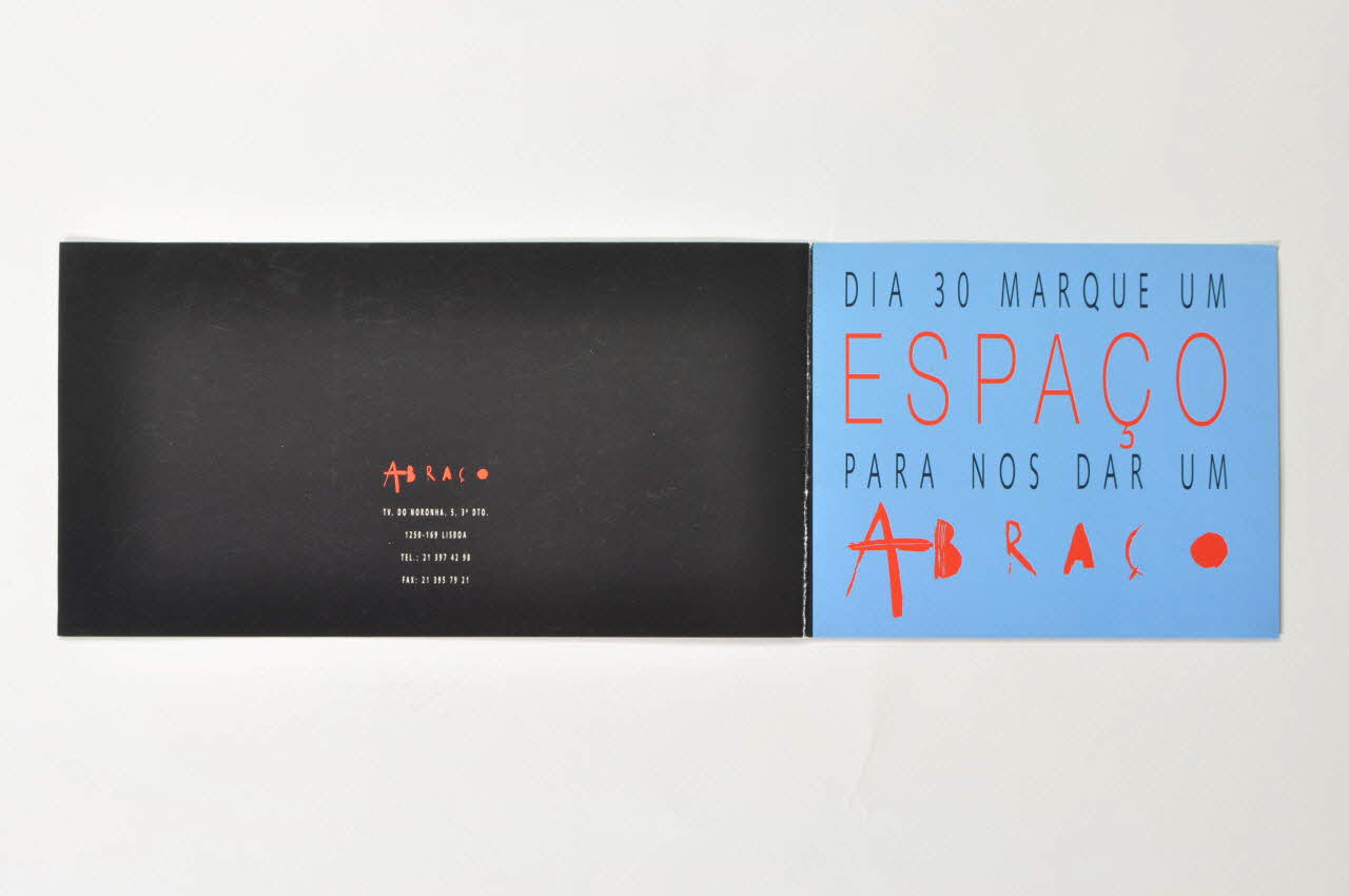 CARTON D'INVITATION "Dia 30 marque um espaço para nos dar um abraço" (Le 30 venez connaître notre espace et nous embrasser) 2003.109.203 Photo Mucem