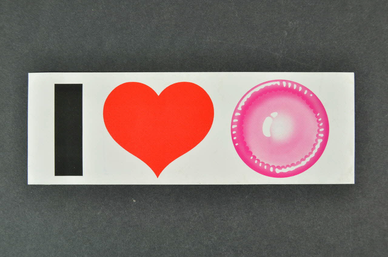 autocollant "I love préservatif" 2005.121.33 Photo Mucem