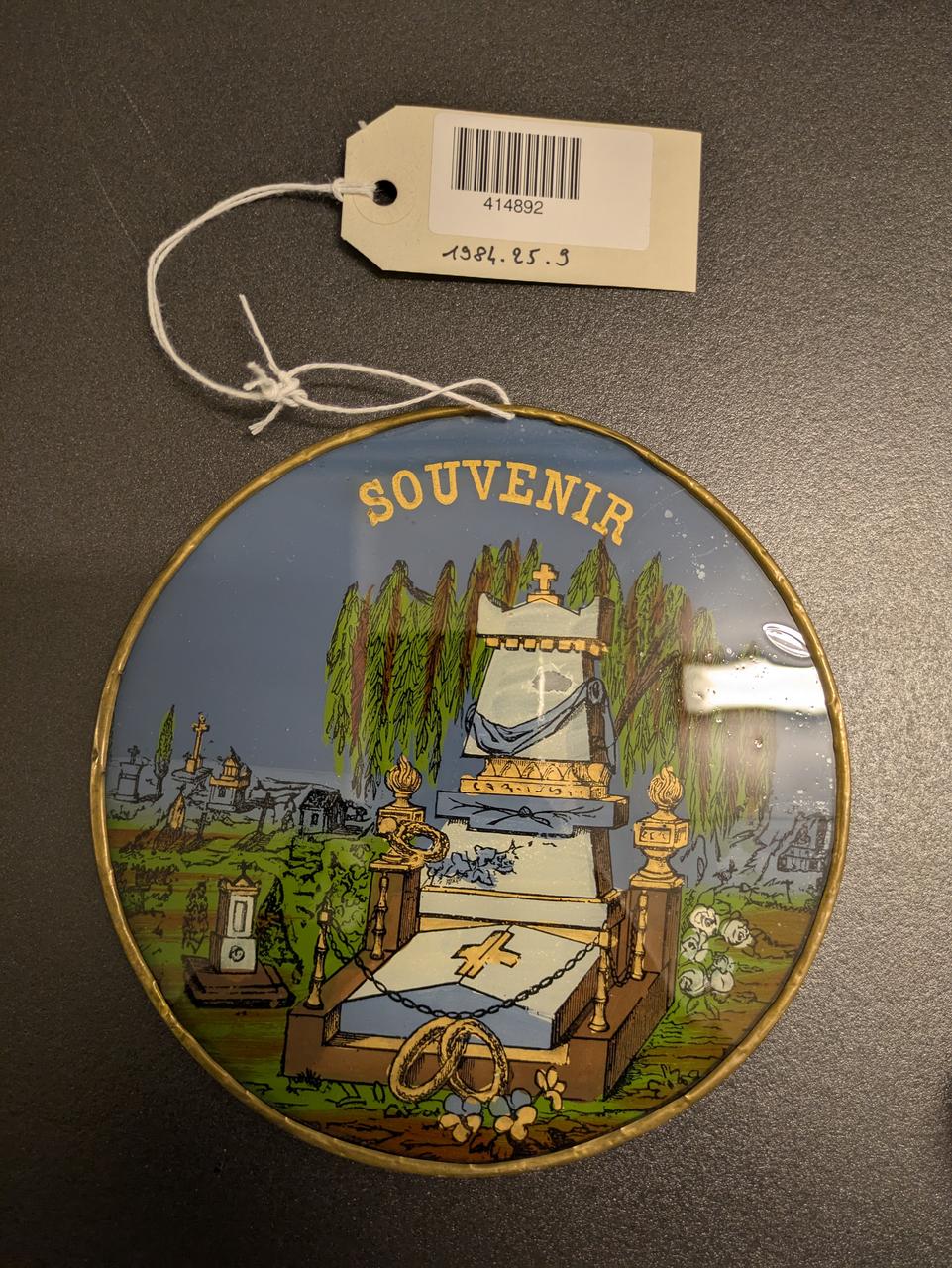 peinture sous verre SOUVENIR 1984.25.9 Photo Mucem