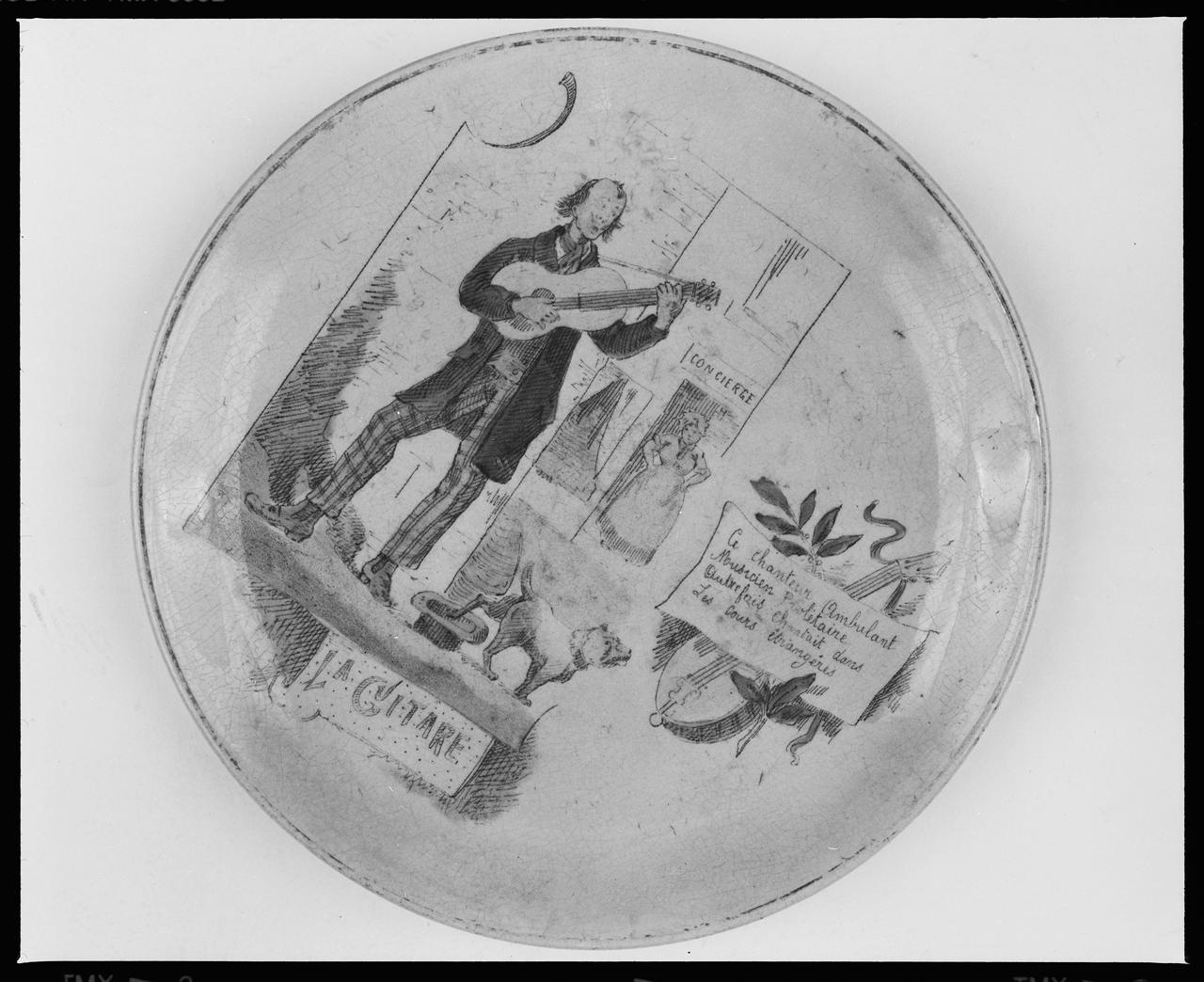 Danièle Adam ; Hervé Jézéquel photographie MNATP. Exposition. Musiciens des rues de Paris (18 novembre 1997 - 27 avril 1998) Ile-de-France, France 1997 Ph.2008.00.4.142 Photo © Musée des Civilisations de lEurope et de la Méditerranée/Adam, Danièle
Jézéquel, Hervé