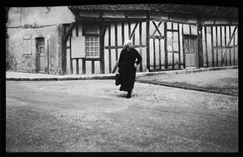 Docteur Robert Gessain photographie [Sans légende] France 1938 Ph.2009.00.21.22 Photo © Musée des Civilisations de lEurope et de la Méditerranée/Gessain, Docteur Robert