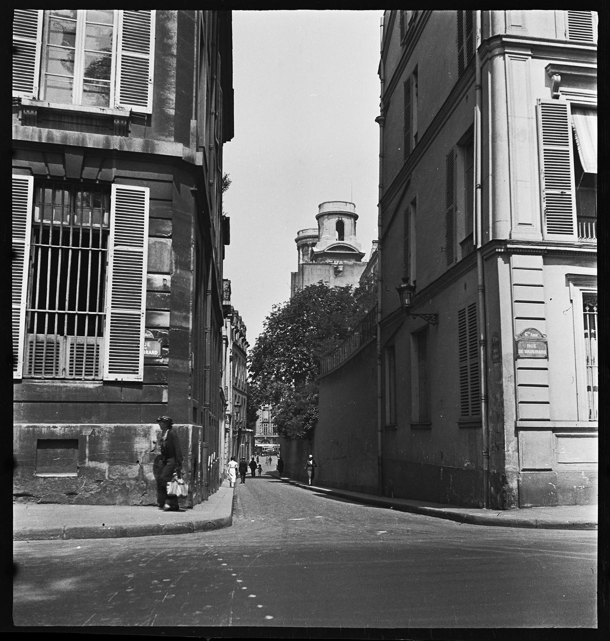 Docteur Robert Gessain photographie [Sans légende] France 1938 Ph.2009.00.21.35 Photo © Musée des Civilisations de lEurope et de la Méditerranée/Gessain, Docteur Robert