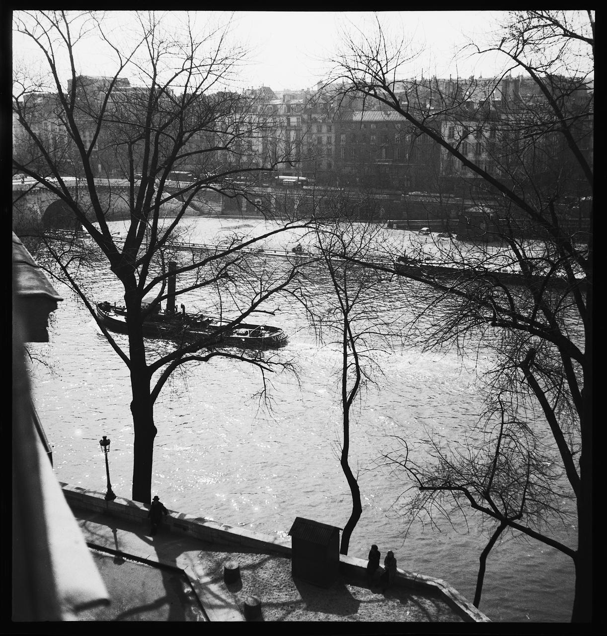 Docteur Robert Gessain photographie [Sans légende] France 1938 Ph.2009.00.21.37 Photo © Musée des Civilisations de lEurope et de la Méditerranée/Gessain, Docteur Robert