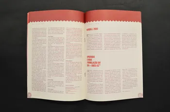 Abraço revue Abraço. Um Boletim para pessoas infectadas e afectadas pelo VIH /SIDA Année 5 , septembre - octobre 2000 n°1 (Un bulletin pour les personnes infectées et affectées par le VIH/Sida) Portugal 2000 2003.109.84 Photo Mucem