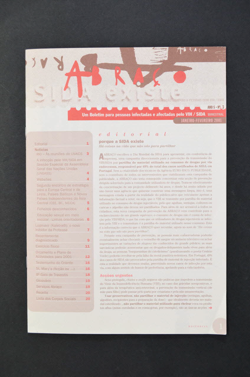 Abraço revue Abraço. Um Boletim para pessoas infectadas e afectadas pelo VIH/SIDA Portugal 2001 2003.109.86 Photo Mucem