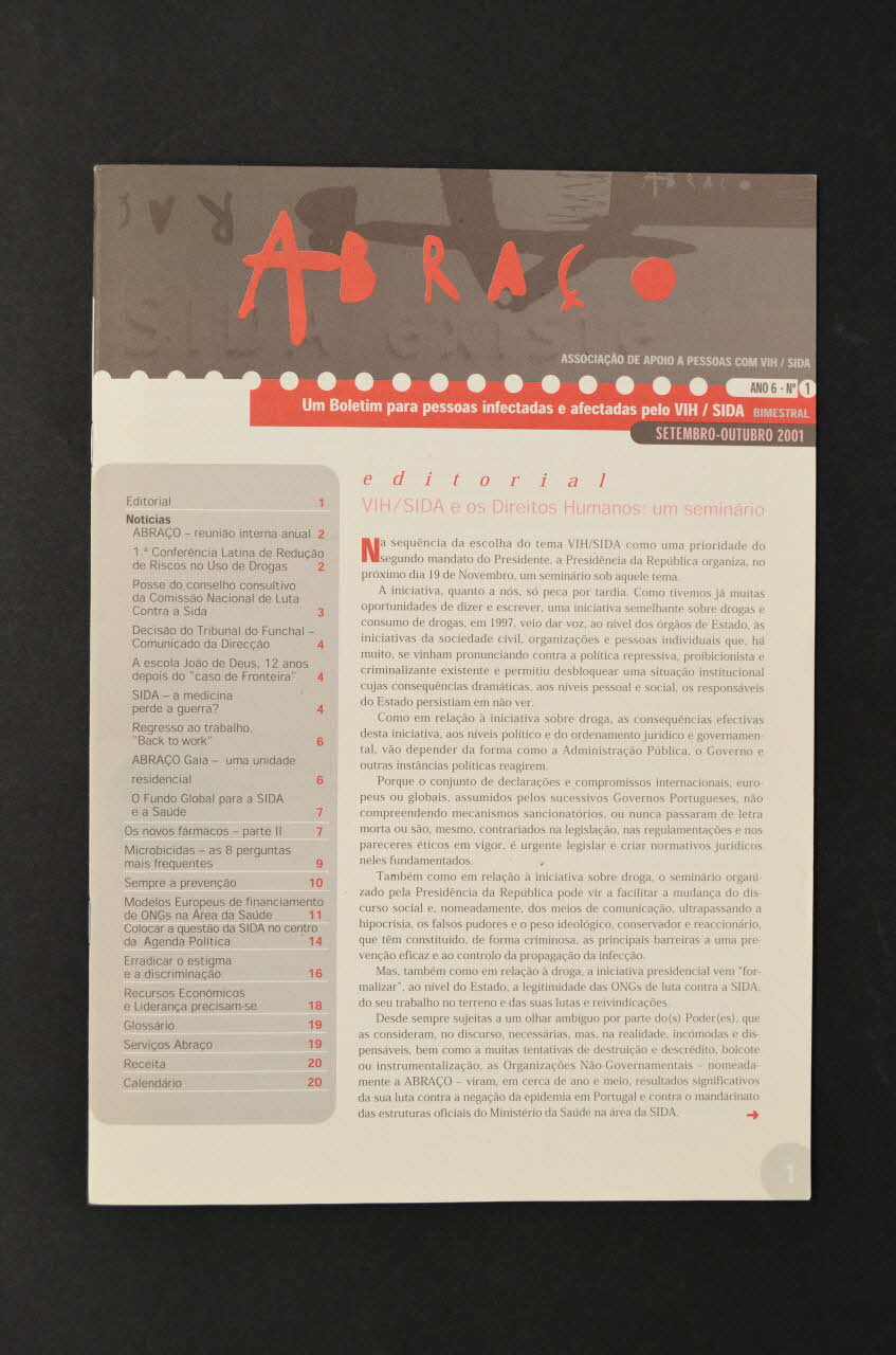 Abraço revue Abraço. Um Boletim para pessoas infectadas e afectadas pelo VIH/SIDA Portugal 2001 2003.109.90 Photo Mucem