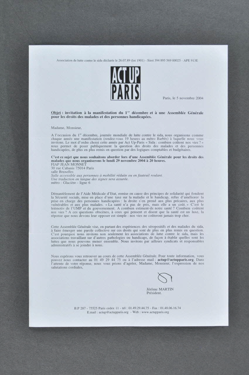 Act Up-Paris tract "Invitation à la manifestation du 1er décembre et à une Assemblée générale pour les droits des malades et des personnes handicapées" Île-de-France, France 2004/11/5 2005.158.3 Photo Mucem