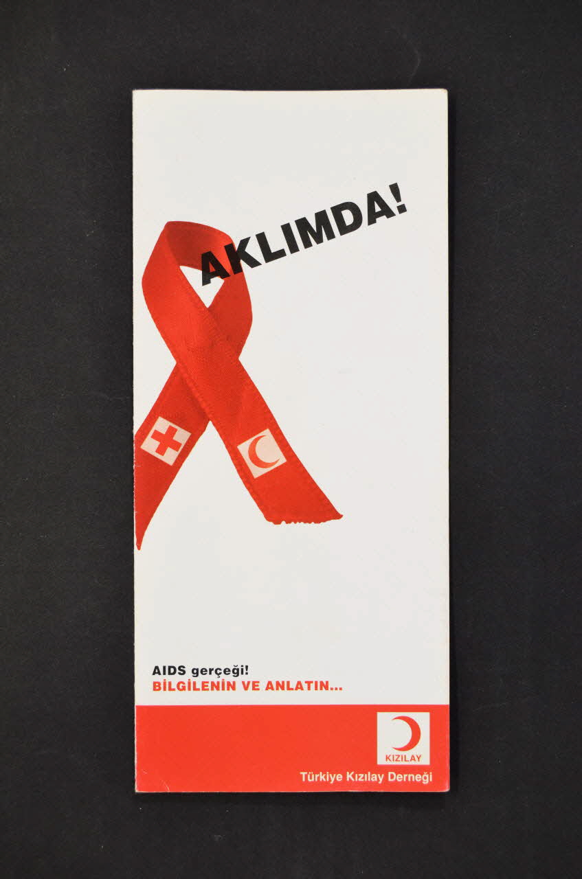 Dépliant "Aklimda !" 2005.170.9 Photo Mucem