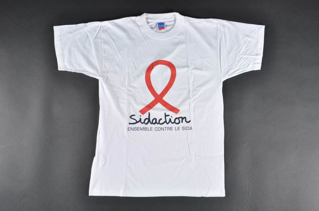 Sidaction - Ensemble Contre Le Sida tee-shirt Sidaction France 1996 2004.165.4 Photo Mucem