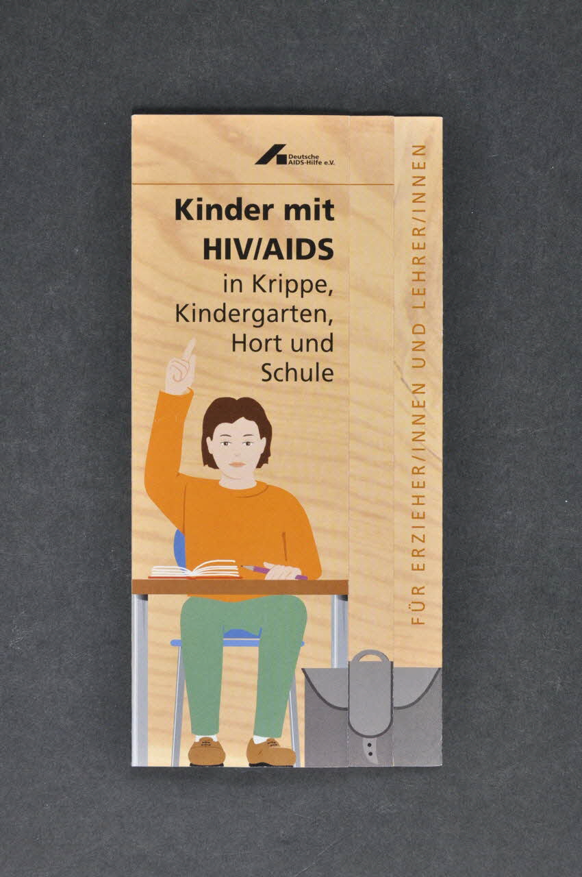 Deutsche Aids-Hilfe Dépliant 'Kinder mit HIV/AIDS in Krippe, Kindergarten, Hort und Schule" (Enfants vivant avec le VIH/sida à la crèche, au jardin d'enfants, à la garderie et à l'école) Allemagne 2002/2 2003.111.165 Photo Mucem