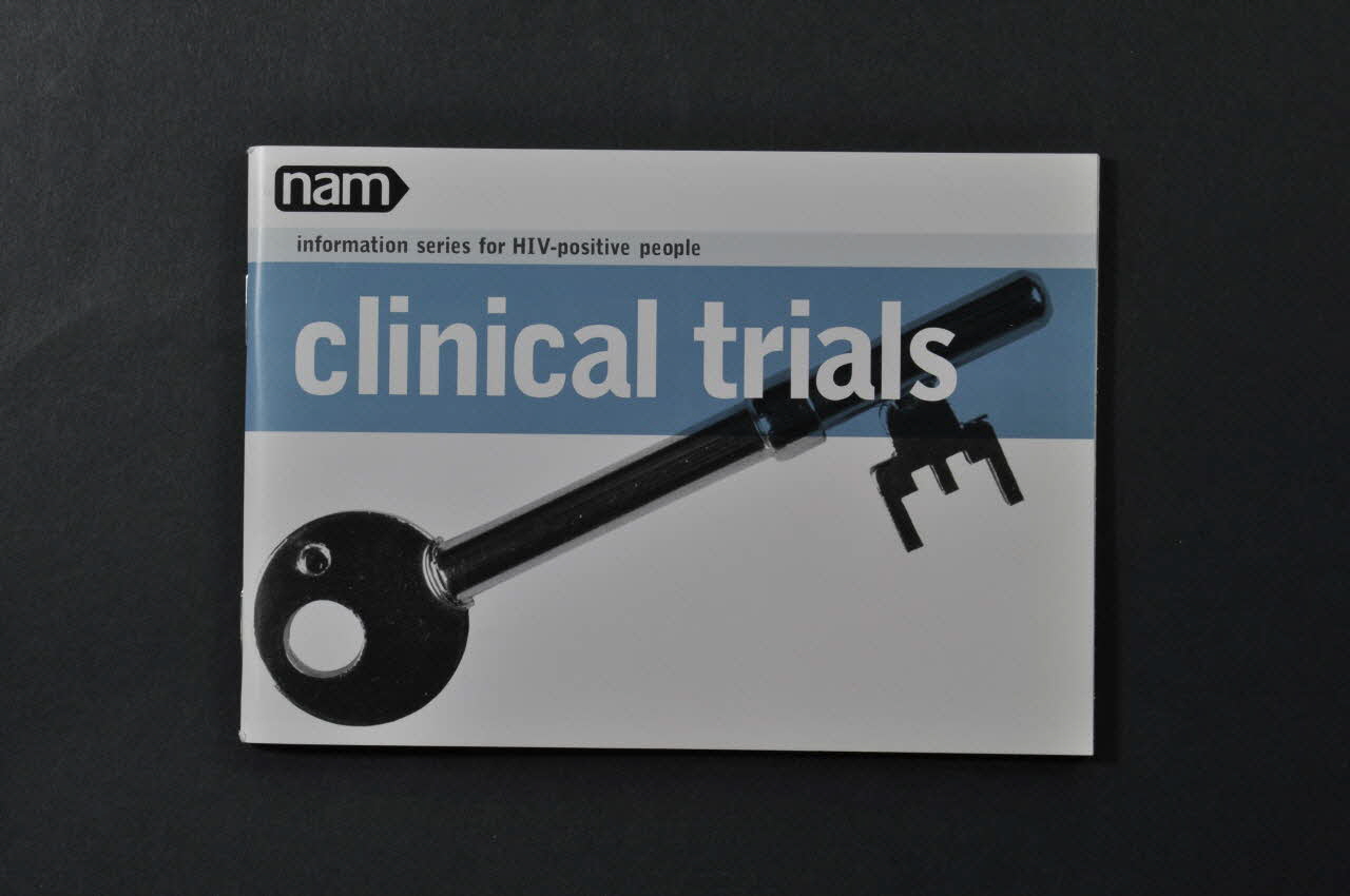 Nam BROCHURE "Clinical trials" (Essais cliniques) International 2003 2004.166.6 Photo Mucem