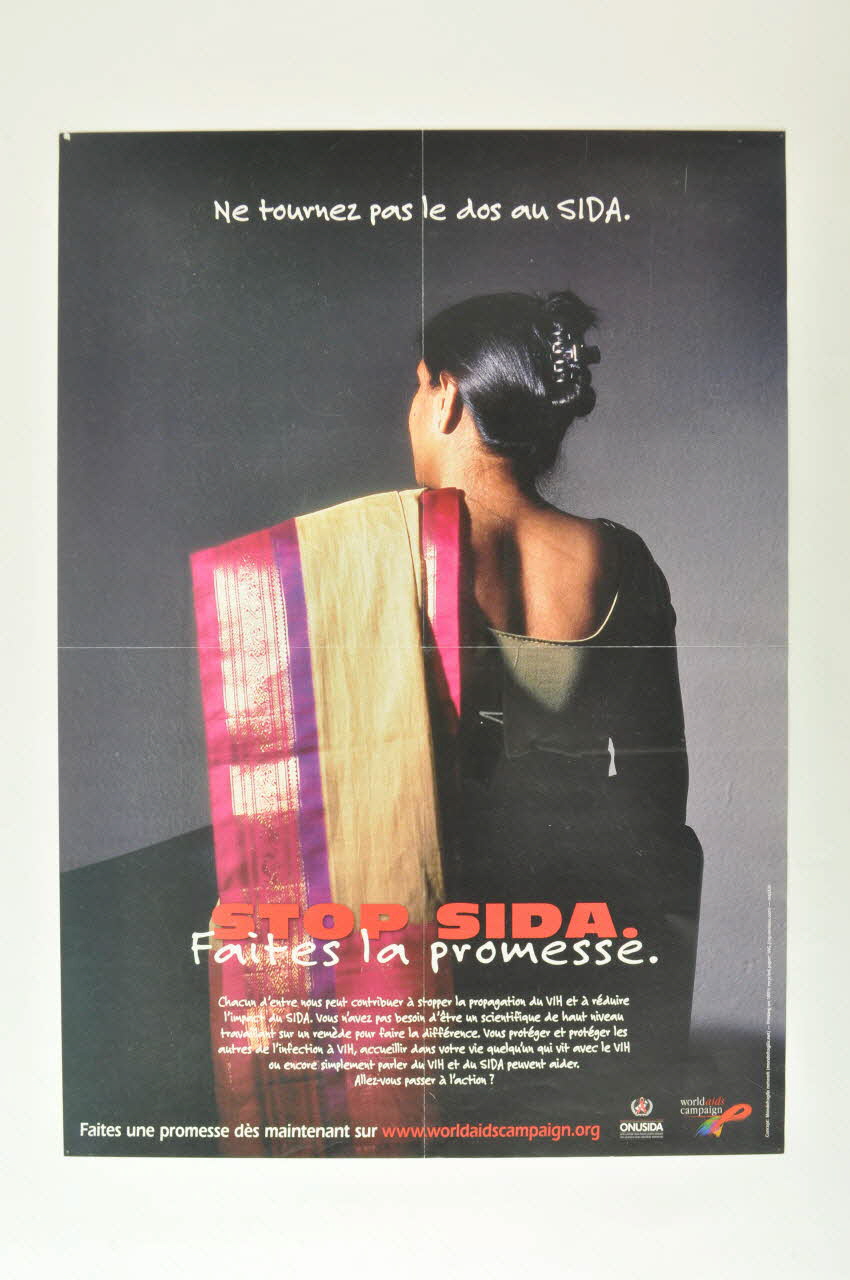 Onusida affiche "Ne tournez pas le dos au SIDA. Stop sida. Faites la promesse" (femme en sari) International 2005 2005.172.3 Photo Mucem