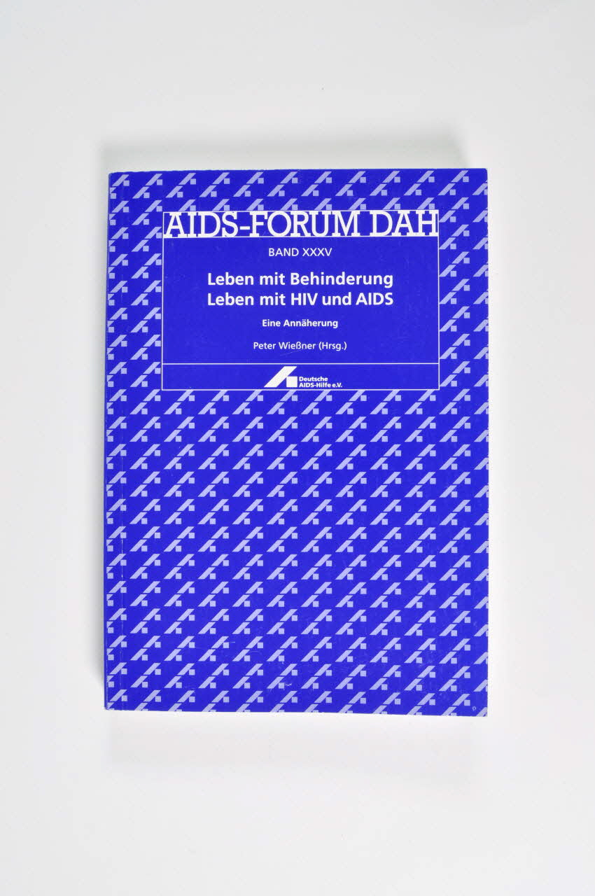 Deutsche Aids-Hilfe livre AIDS-Forum DAH. Band XXXV : Leben mit Behinderung. Leben mit HIV und AIDS. Eine Annäherung" (Vivre avec un handicap. Vivre avec le VIH et le sida. Une approche) Allemagne 1999/10 2003.111.183 Photo Mucem
