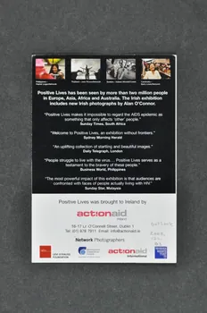 Action Aid Ireland carte d'invitation "Positive lives. Positive Responses to HIV/AIDS" (Vies positives. Réponses positives au VIH /Sida) Irlande 2005 2005.174.3  Photo Mucem