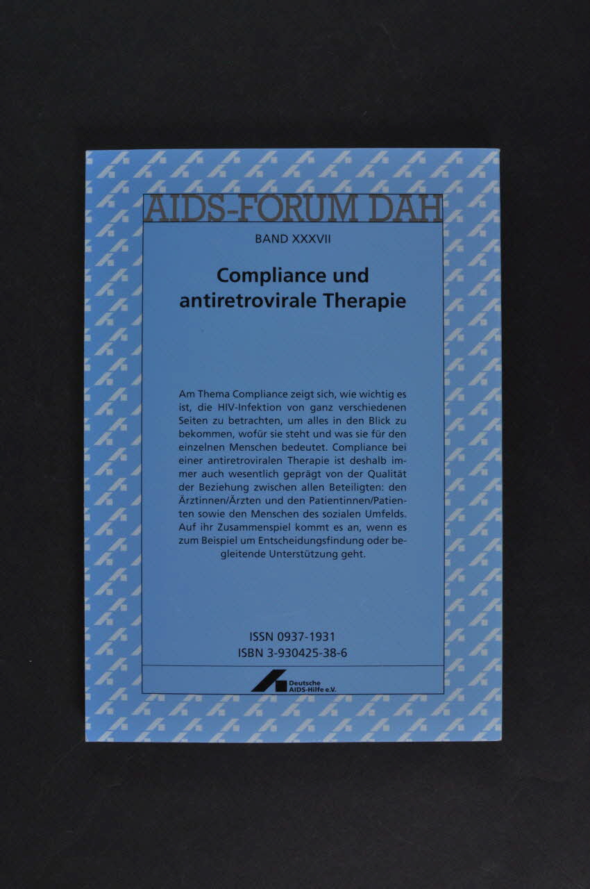 Deutsche Aids-Hilfe livre AIDS-Forum DAH. Band XXXVII : "Compliance und antiretrovirale Therapie" (Compliance et thérapie antirétrovirale) Allemagne 1999/12 2003.111.185 Photo Mucem