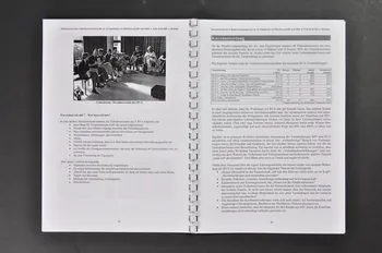 Deutsche Aids-Hilfe Rapport "Dokumentation 5. Bundesversammlung der An und Zugehörigen von Menschen mit HIV und AIDS" (Documentation 5. Rencontre de partenaires de personnes vivant avec le VIH / sida) Allemagne 2002/8 2003.111.202  Photo Mucem