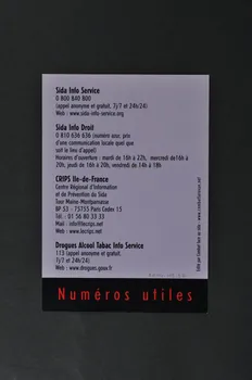 Combat face au Sida flyer "Des questions ? / Des réponses au verso" France 2004 2004.198.7 Photo Mucem
